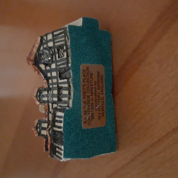 Tey Pottery No 42 The Poet's Place Countryside Collection Britain in miniature - Picture 2 of 8